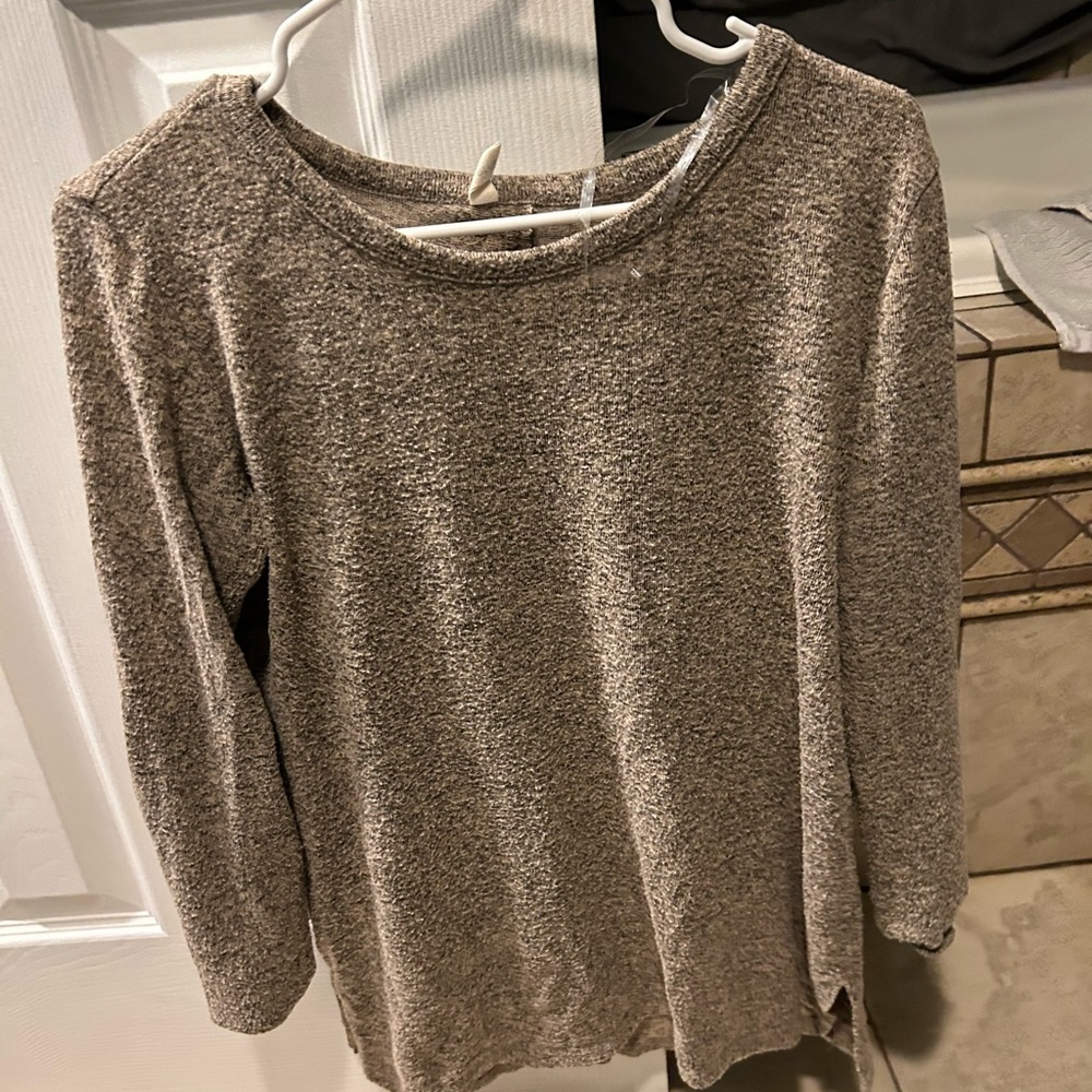 Maternity shirt